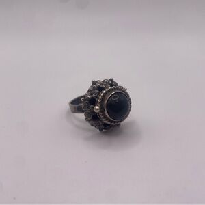 Elegant Black and Silver Women's Poison Ring